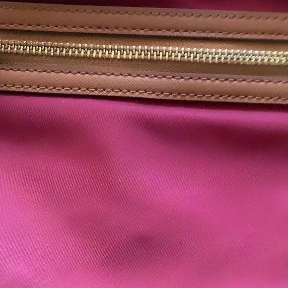 Elegant Burgundy Crossbody Bag - Picture 12 of 13